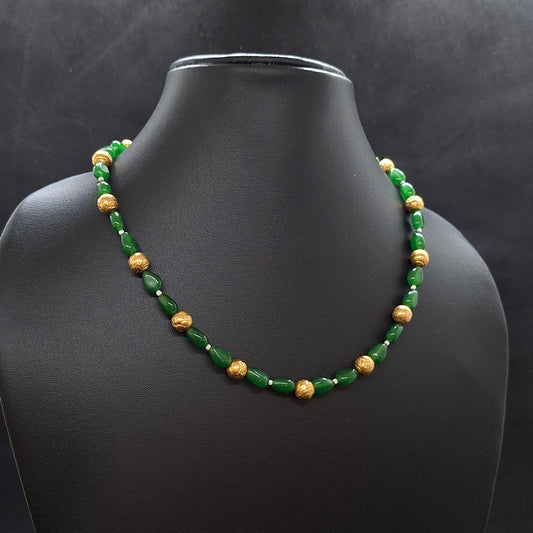 Deep Green Flat Oval Onyx Neclace