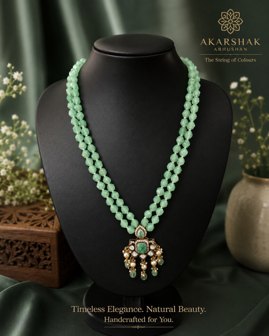 Aventurine green agates with victorian pendant